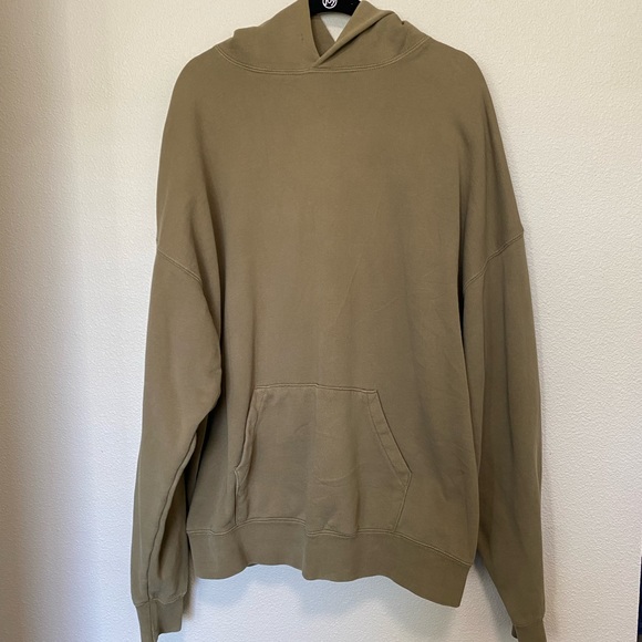 Fear Of God FOG Essentials Men’s Pullover Hoodie - Picture 2 of 5